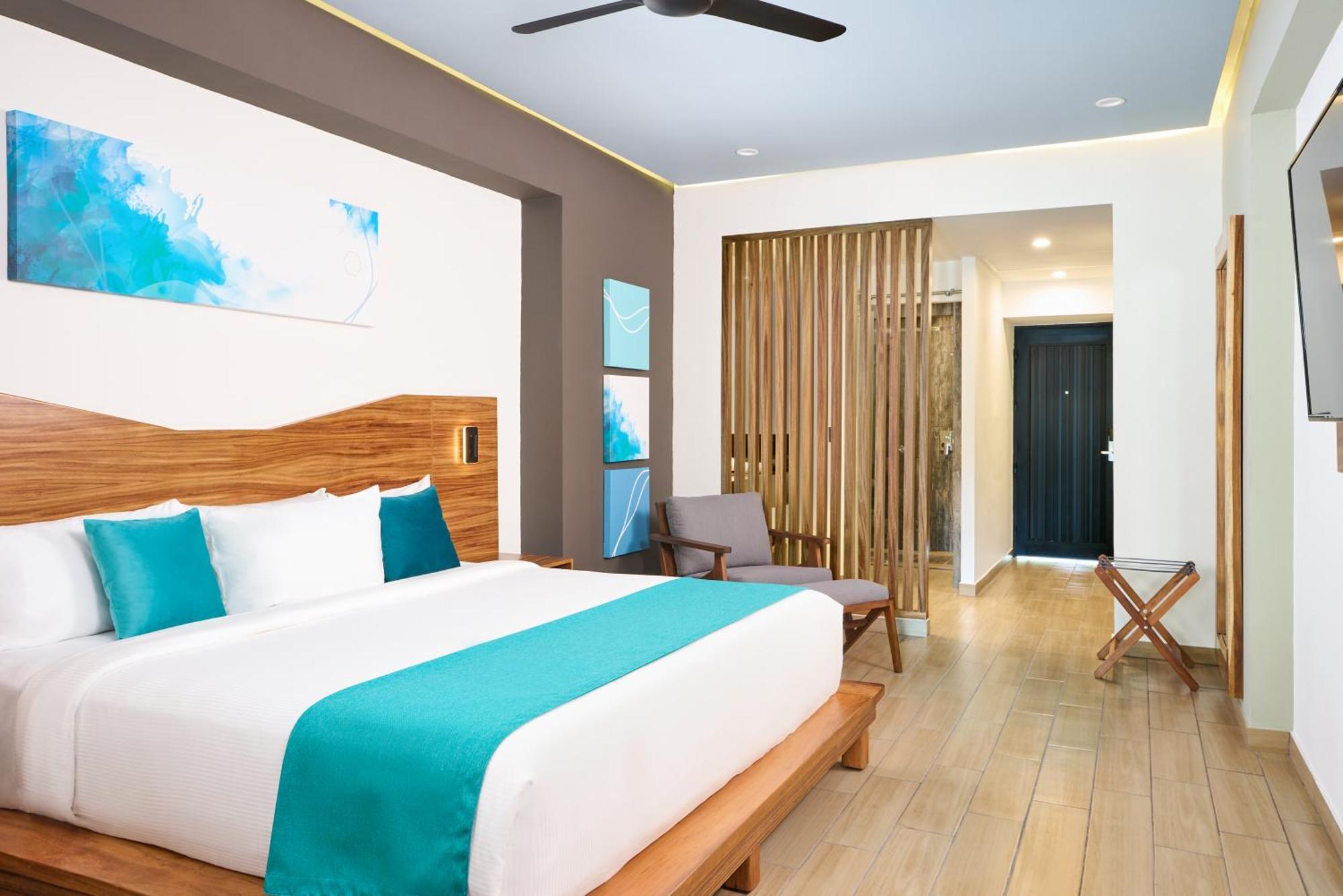 King Room with Lake View